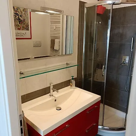 Gloriapartment Апартаменты *